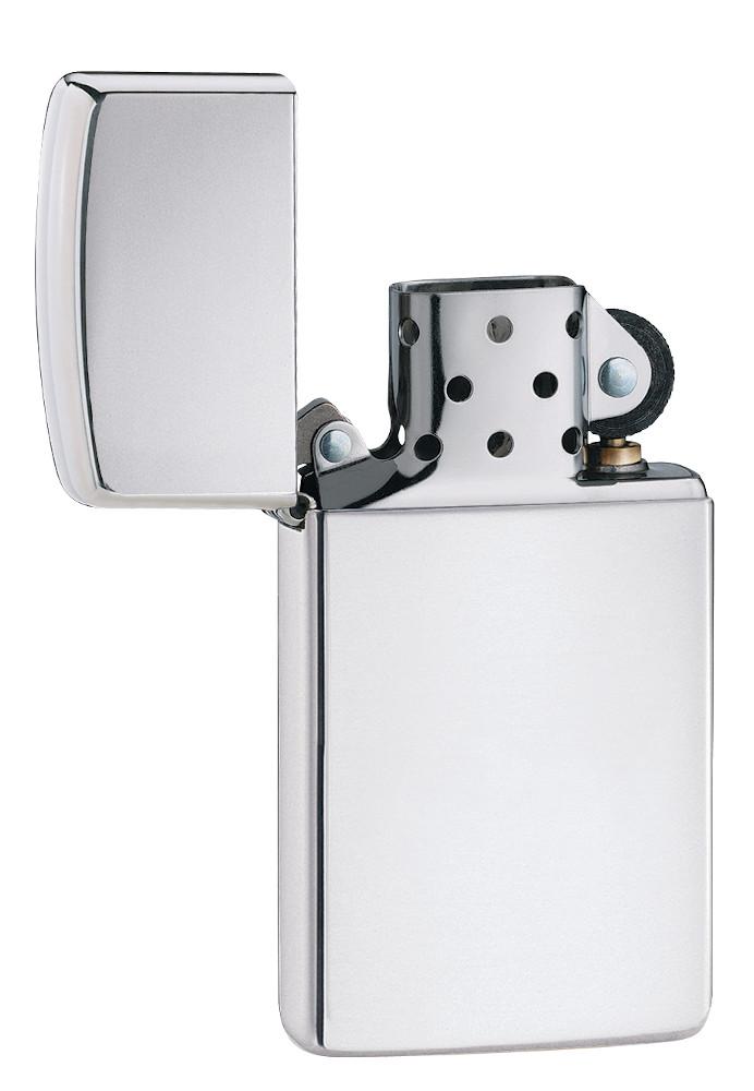 Vooraanzicht  Slim Chrome High Polished Zippo aansteker geopend